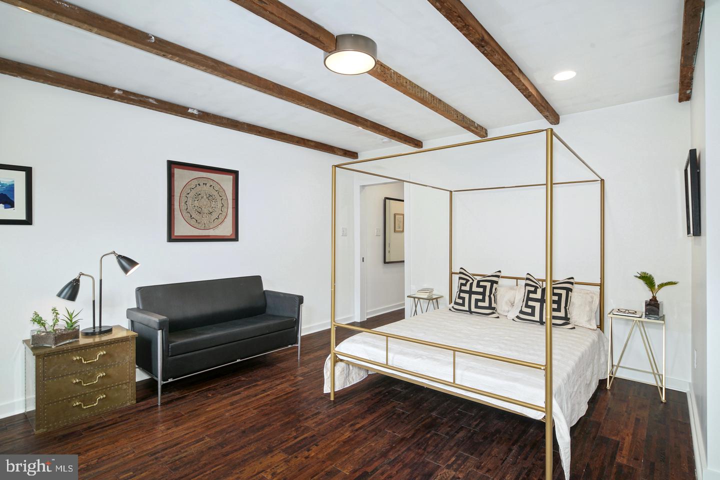 2043 East Susquehanna Avenue Philadelphia, PA 19125 - Photo 29 of 58