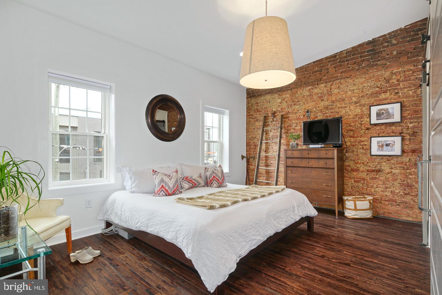 2043 East Susquehanna Avenue Philadelphia, PA 19125 - Photo 41 of 58