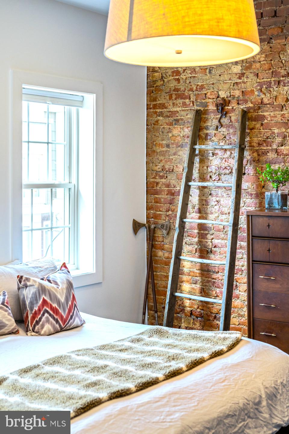 2043 East Susquehanna Avenue Philadelphia, PA 19125 - Photo 42 of 58