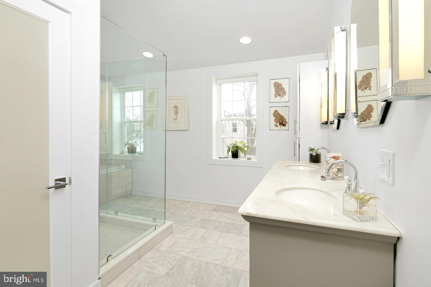 2043 East Susquehanna Avenue Philadelphia, PA 19125 - Photo 54 of 58