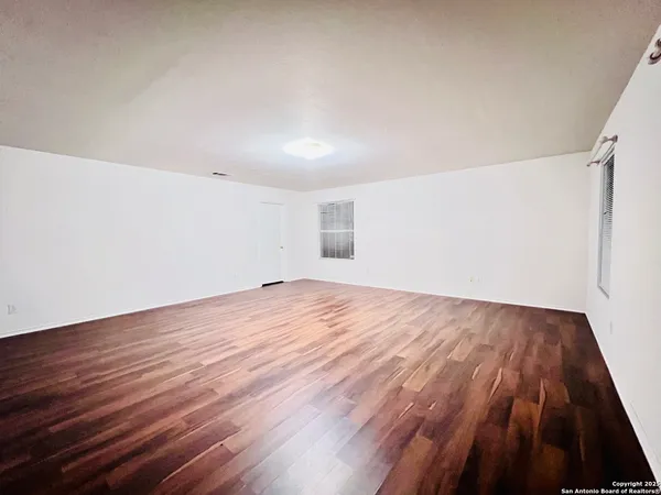 $2,000 | 7454 Carriage Pass, San Antonio, TX 78249