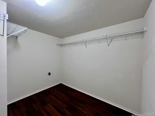 $2,000 | 7454 Carriage Pass, San Antonio, TX 78249