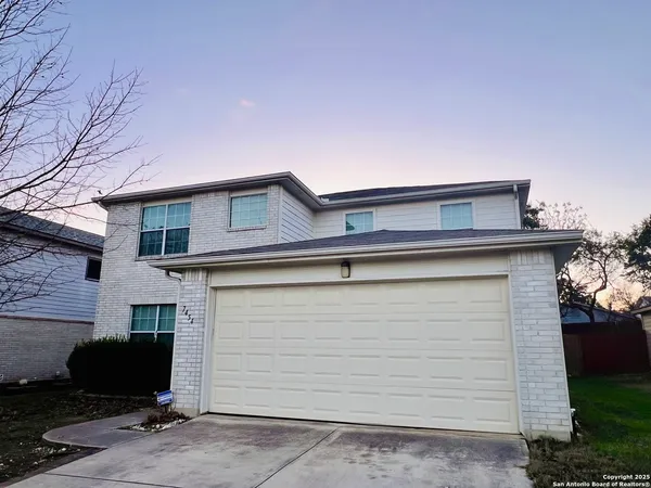 $2,000 | 7454 Carriage Pass, San Antonio, TX 78249