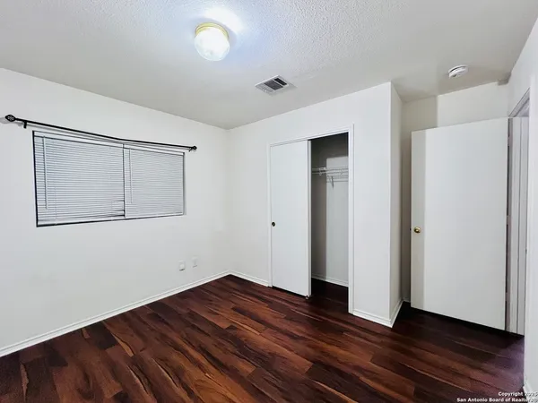 $2,000 | 7454 Carriage Pass, San Antonio, TX 78249