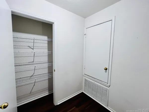 $2,000 | 7454 Carriage Pass, San Antonio, TX 78249