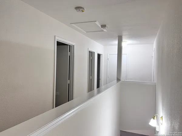 $2,000 | 7454 Carriage Pass, San Antonio, TX 78249