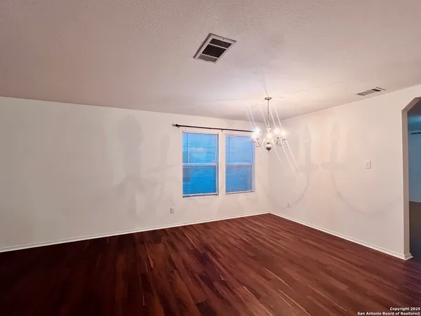 $2,000 | 7454 Carriage Pass, San Antonio, TX 78249