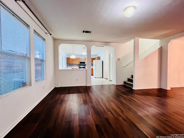 $2,000 | 7454 Carriage Pass, San Antonio, TX 78249