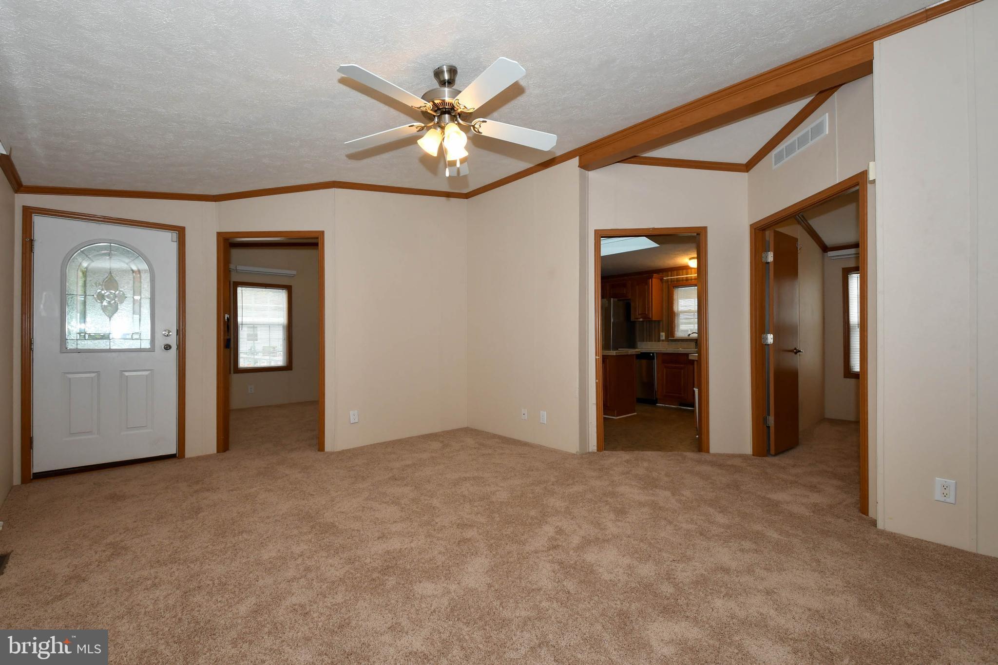 142 Roundup Road Middle River, MD 21220 - Photo 3 of 41 Living Room