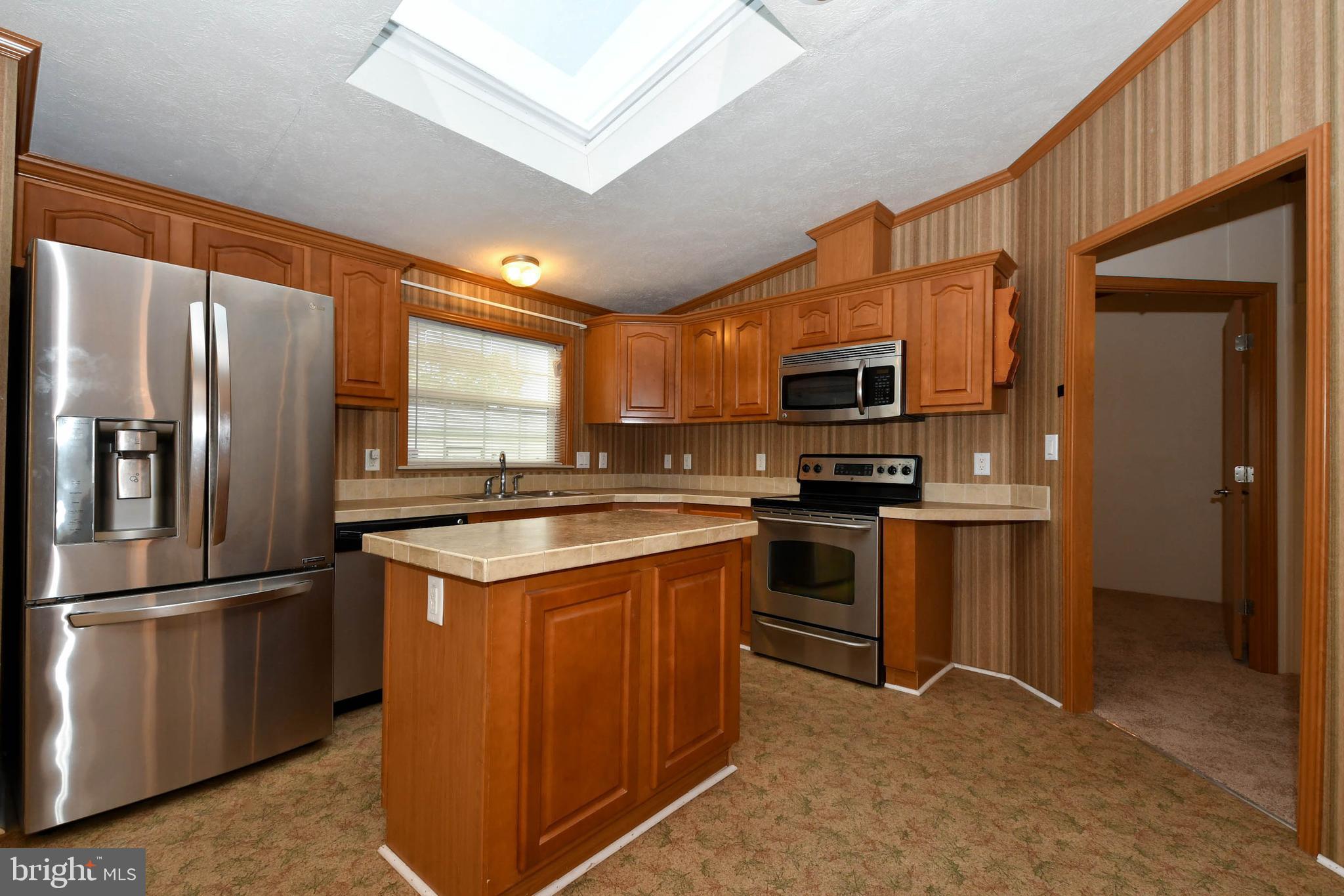 142 Roundup Road Middle River, MD 21220 - Photo 6 of 41 Kitchen