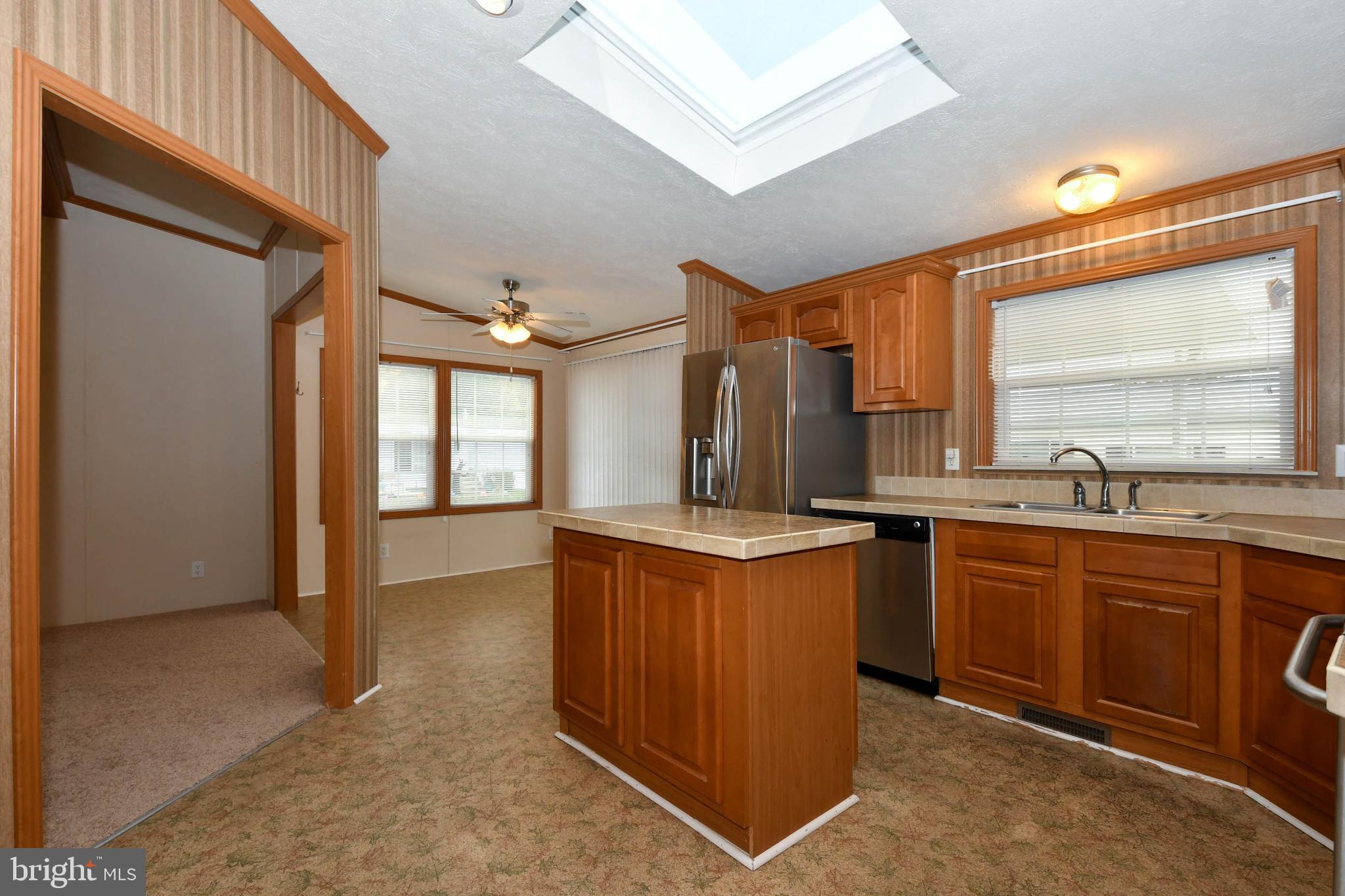 142 Roundup Road Middle River, MD 21220 - Photo 7 of 41 Kitchen