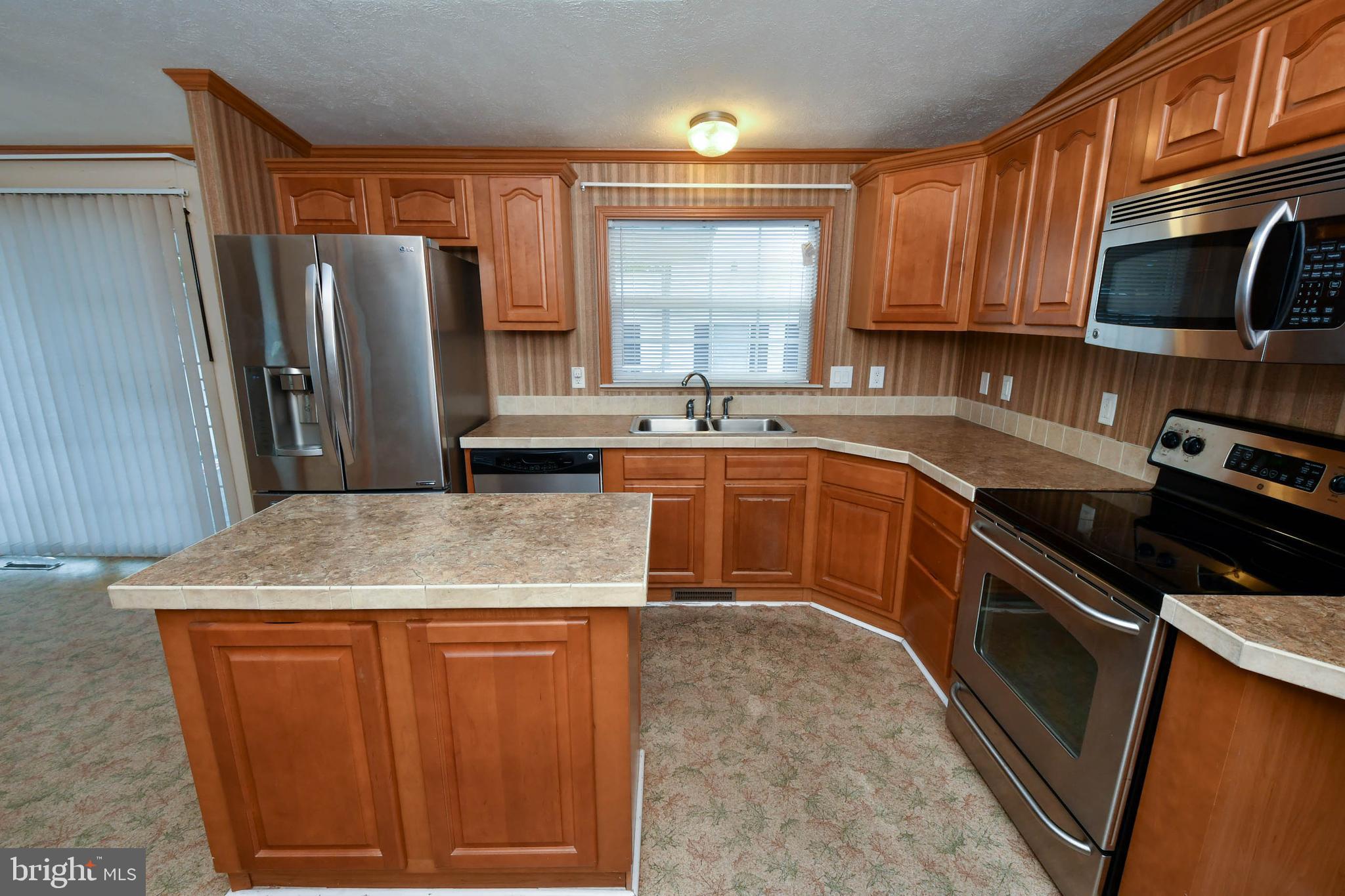 142 Roundup Road Middle River, MD 21220 - Photo 10 of 41 Kitchen