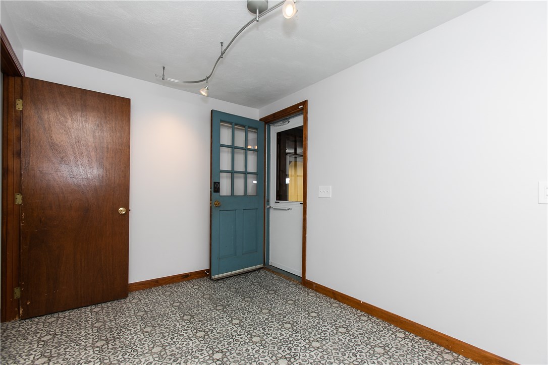 484 Hope Furnace Road Coventry, RI 02831 - Photo 10 of 21