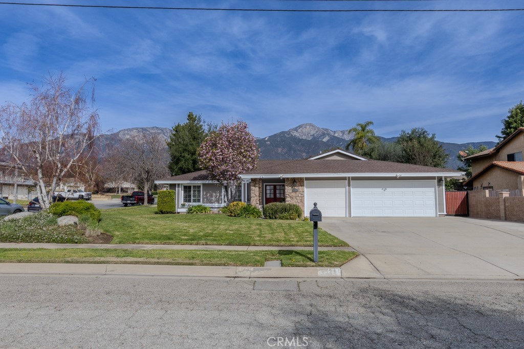 9588 Highland Avenue Rancho Cucamonga, CA 91737 - Photo 4 of 52