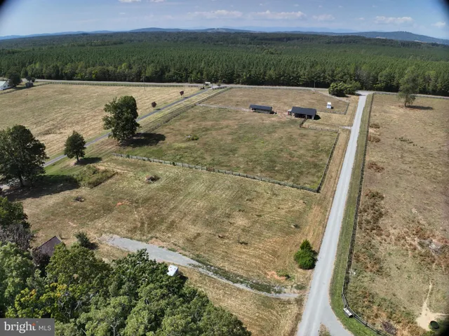 $270,000 | 25862 Independence Road, Unionville, VA 22567