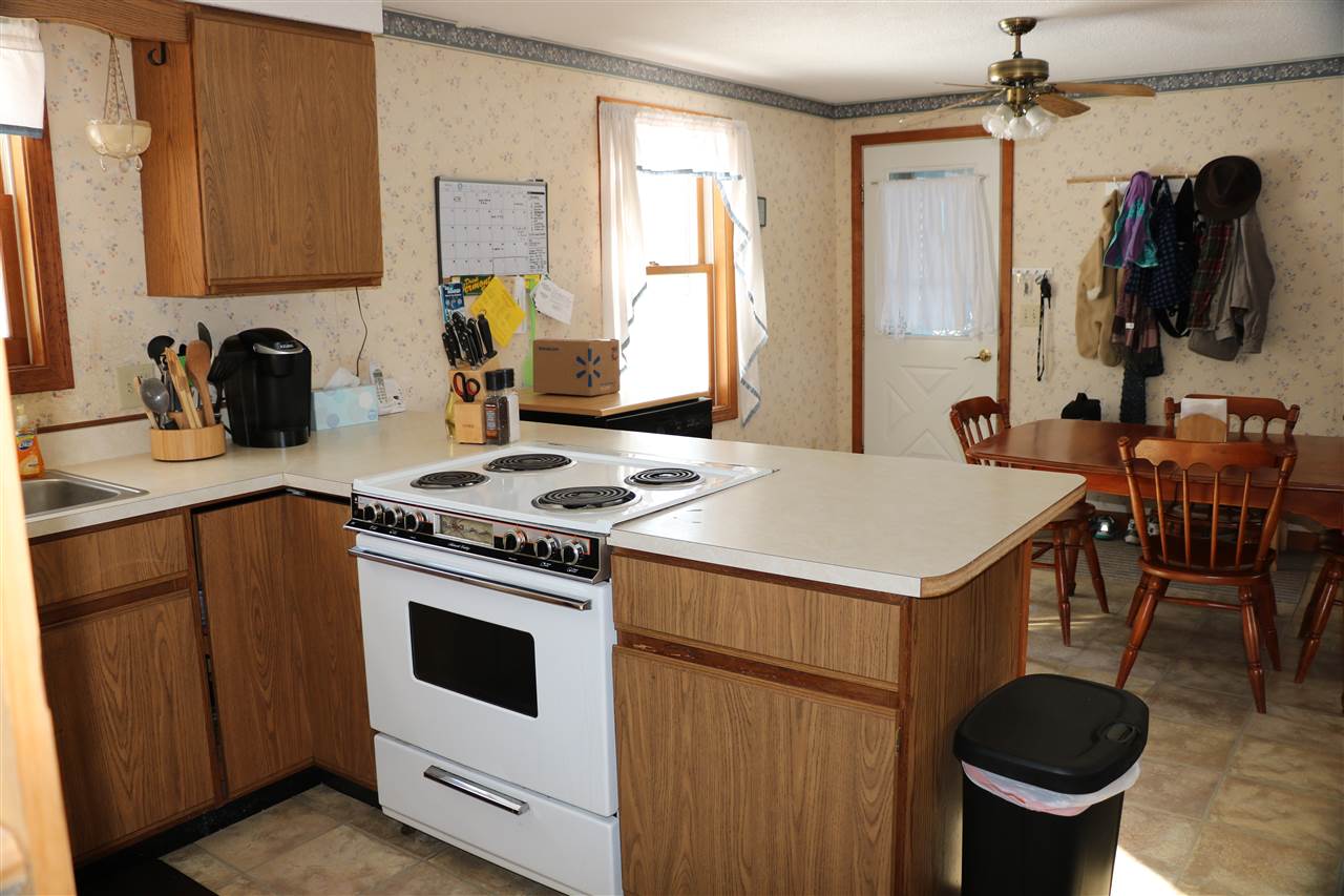 7824 Plank Road Bristol, VT 05443 - Photo 4 of 26