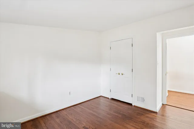 a view of livingroom with hardwood