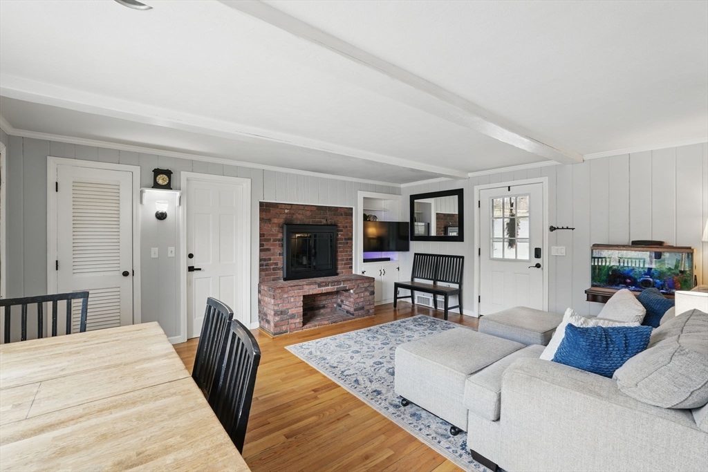 4 Broadview Road Wilbraham, MA 01095 - Photo 8 of 35 Gallery Image 8
