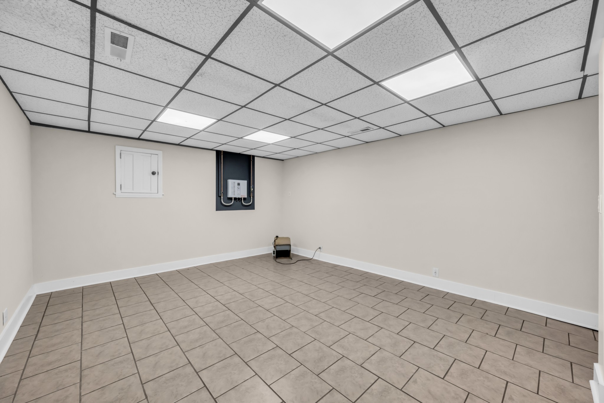 168 Oliver Smith Road Flintville, TN 37335 - Photo 45 of 86 a view of an empty room