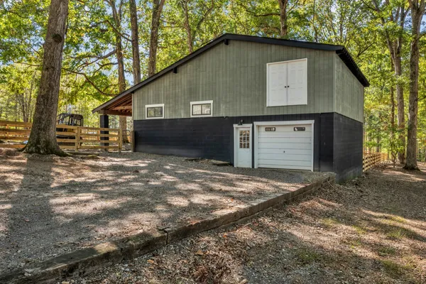 $779,000 | 168 Oliver Smith Road, Flintville, TN 37335