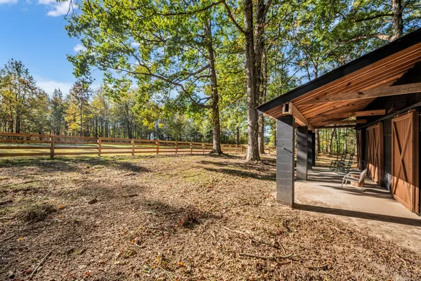 $779,000 | 168 Oliver Smith Road, Flintville, TN 37335