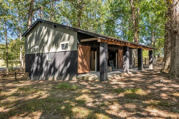 $779,000 | 168 Oliver Smith Road, Flintville, TN 37335