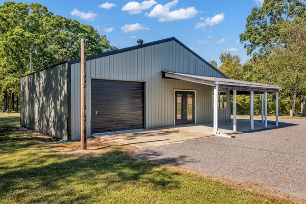 $779,000 | 168 Oliver Smith Road, Flintville, TN 37335