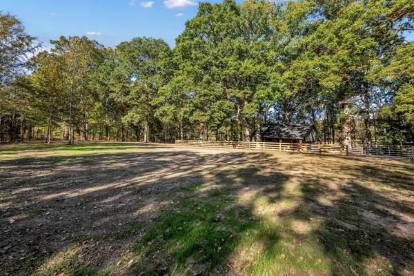 $779,000 | 168 Oliver Smith Road, Flintville, TN 37335