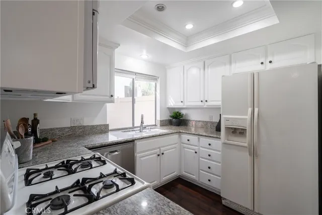 $680,000 | 231 Green Lea Place, Thousand Oaks, CA 91361