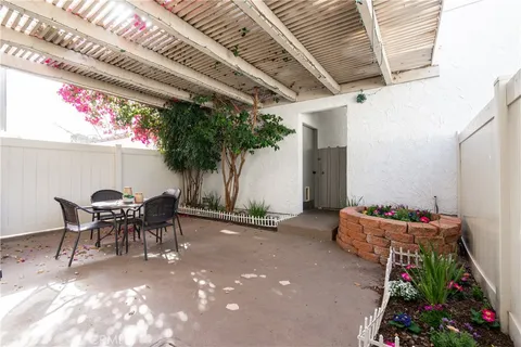$650,000 | 231 Green Lea Place, Thousand Oaks, CA 91361