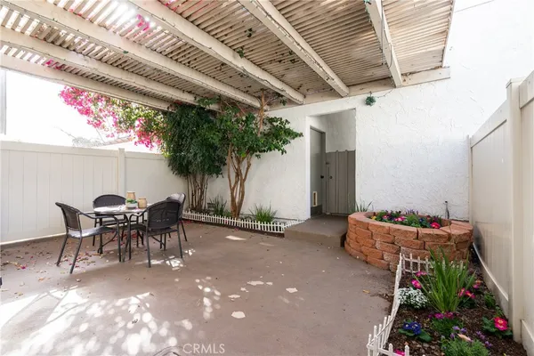 $650,000 | 231 Green Lea Place, Thousand Oaks, CA 91361