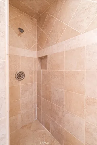 $680,000 | 231 Green Lea Place, Thousand Oaks, CA 91361