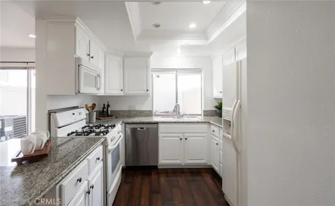 $650,000 | 231 Green Lea Place, Thousand Oaks, CA 91361