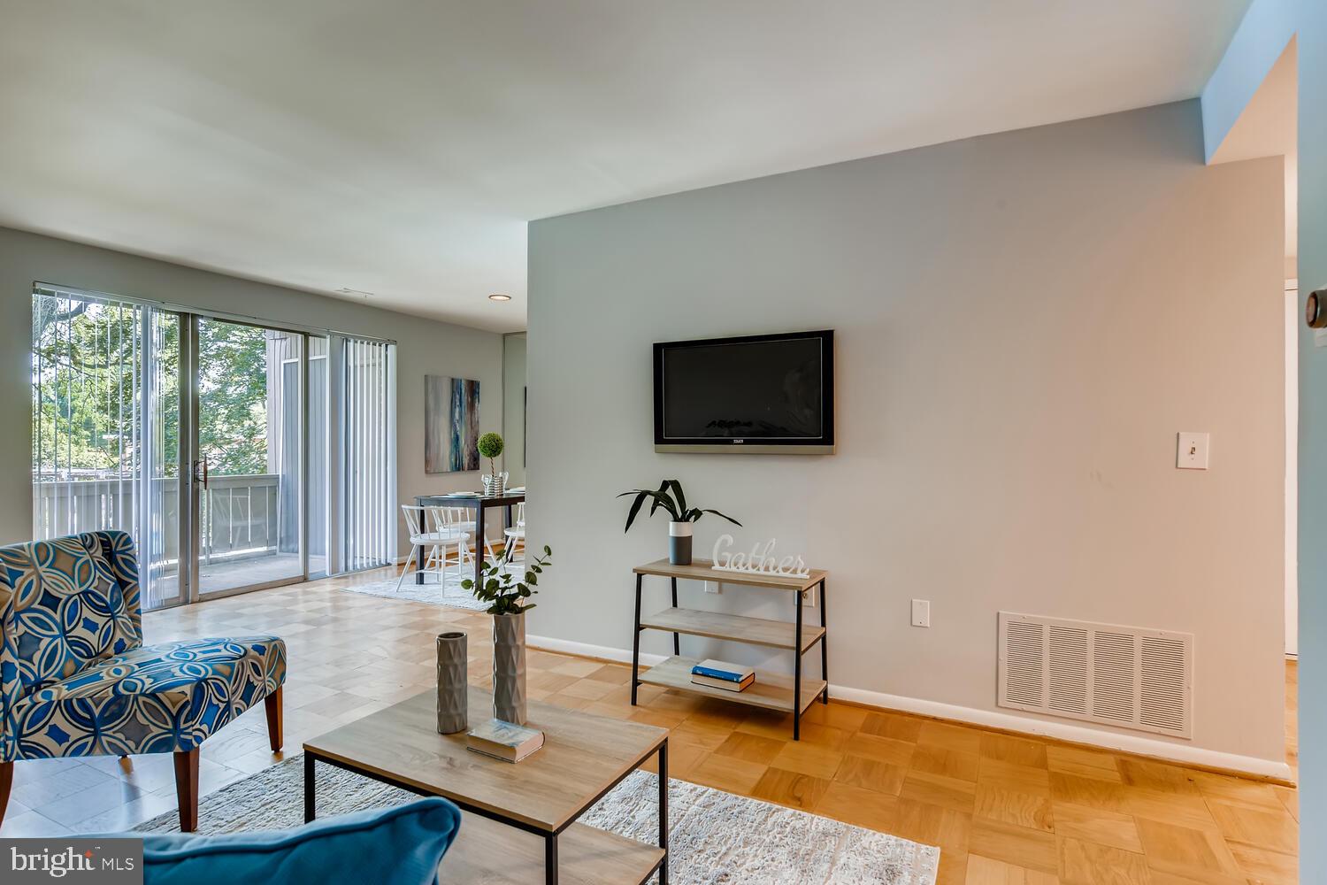 120 Cross Keys Road, Unit R120C Baltimore, MD 21210 - Photo 4 of 24