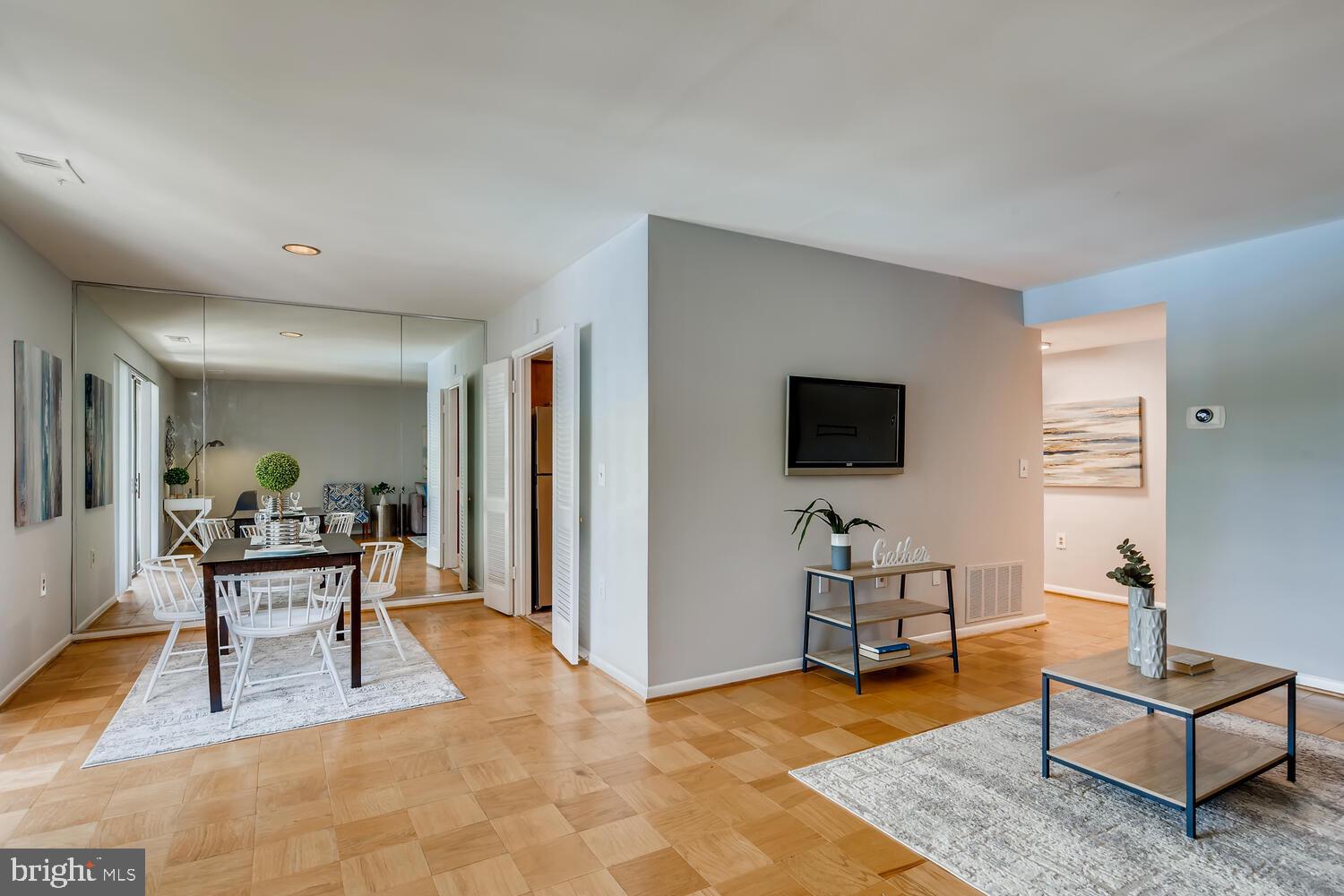 120 Cross Keys Road, Unit R120C Baltimore, MD 21210 - Photo 5 of 24