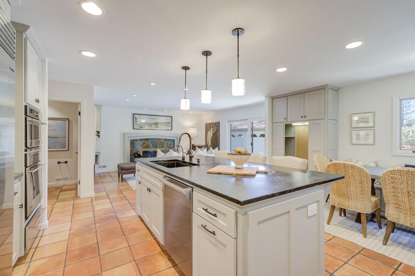 370 Quinnhill Road Los Altos, CA 94024 - Photo 23 of 58