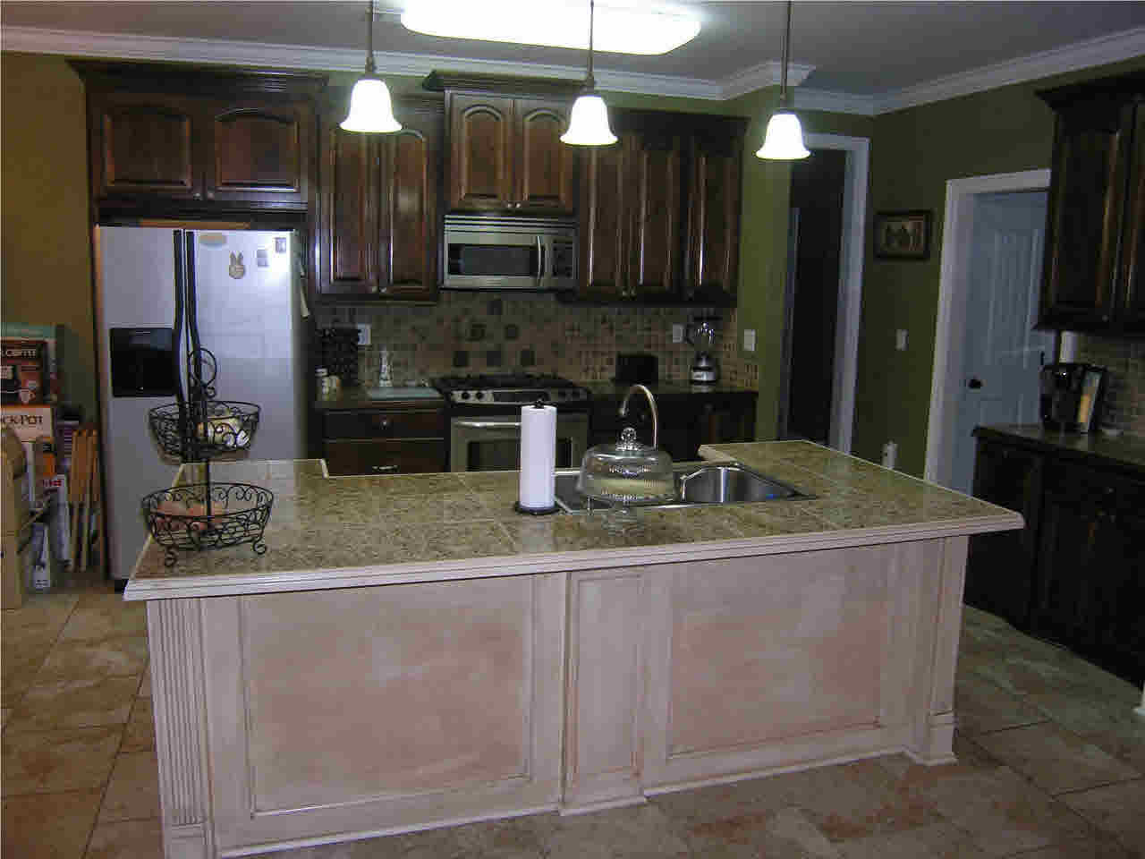 124 Dunleith Way Clinton, MS 39056 - Photo 7 of 24 kitchen with dry bar