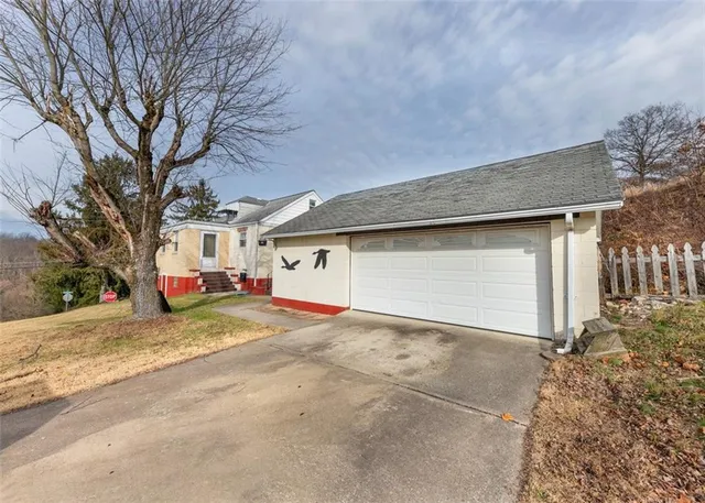 $89,000 | 54 South Mill Street, New Salem, PA 15468