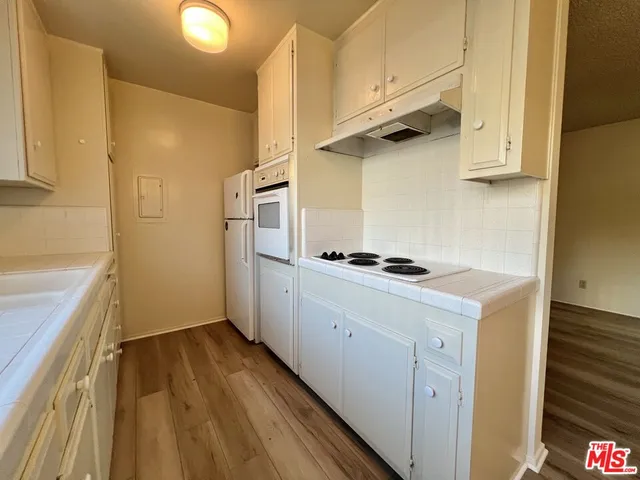 $2,175 | 1261 Granville Avenue, Unit 1, Los Angeles, CA 90025