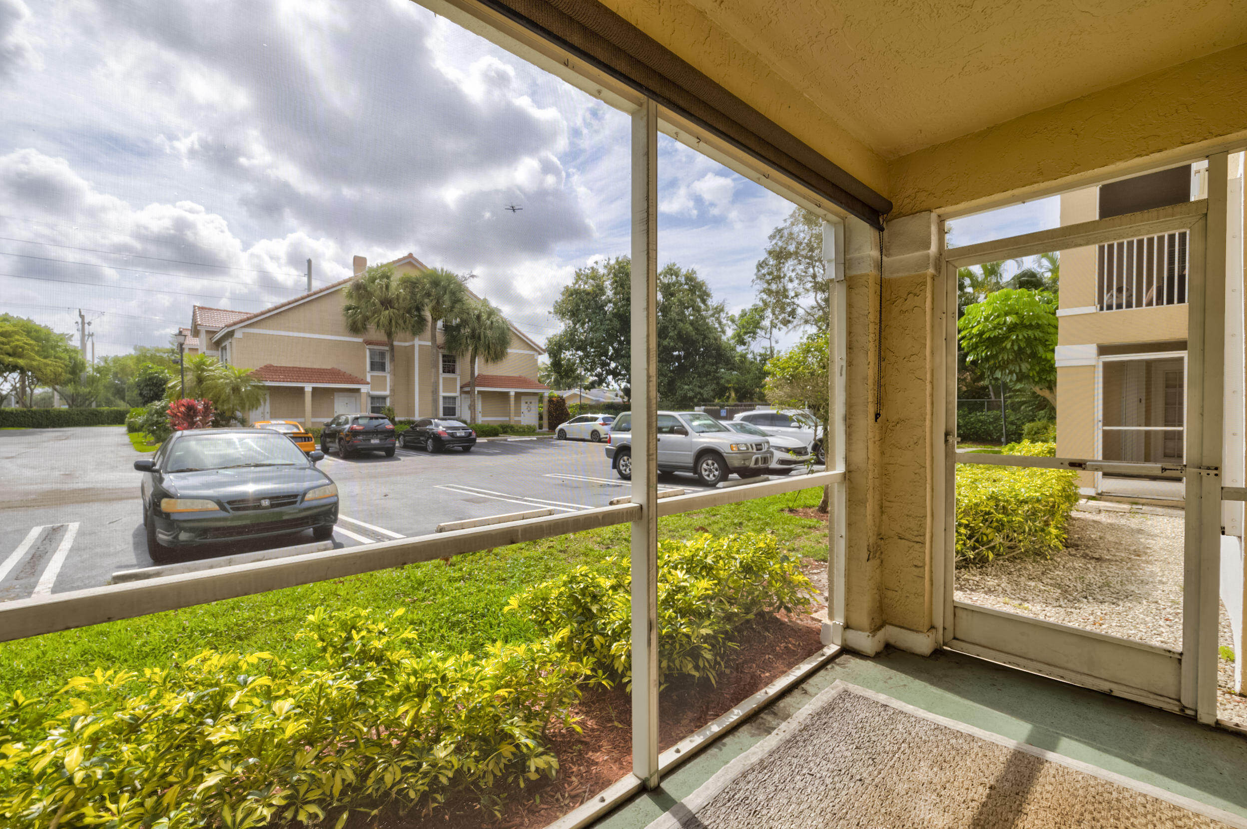 4610 West McNab Road, Unit B1 Pompano Beach, FL 33069 - Photo 23 of 28 23_5z3a3014_5_6_7_8