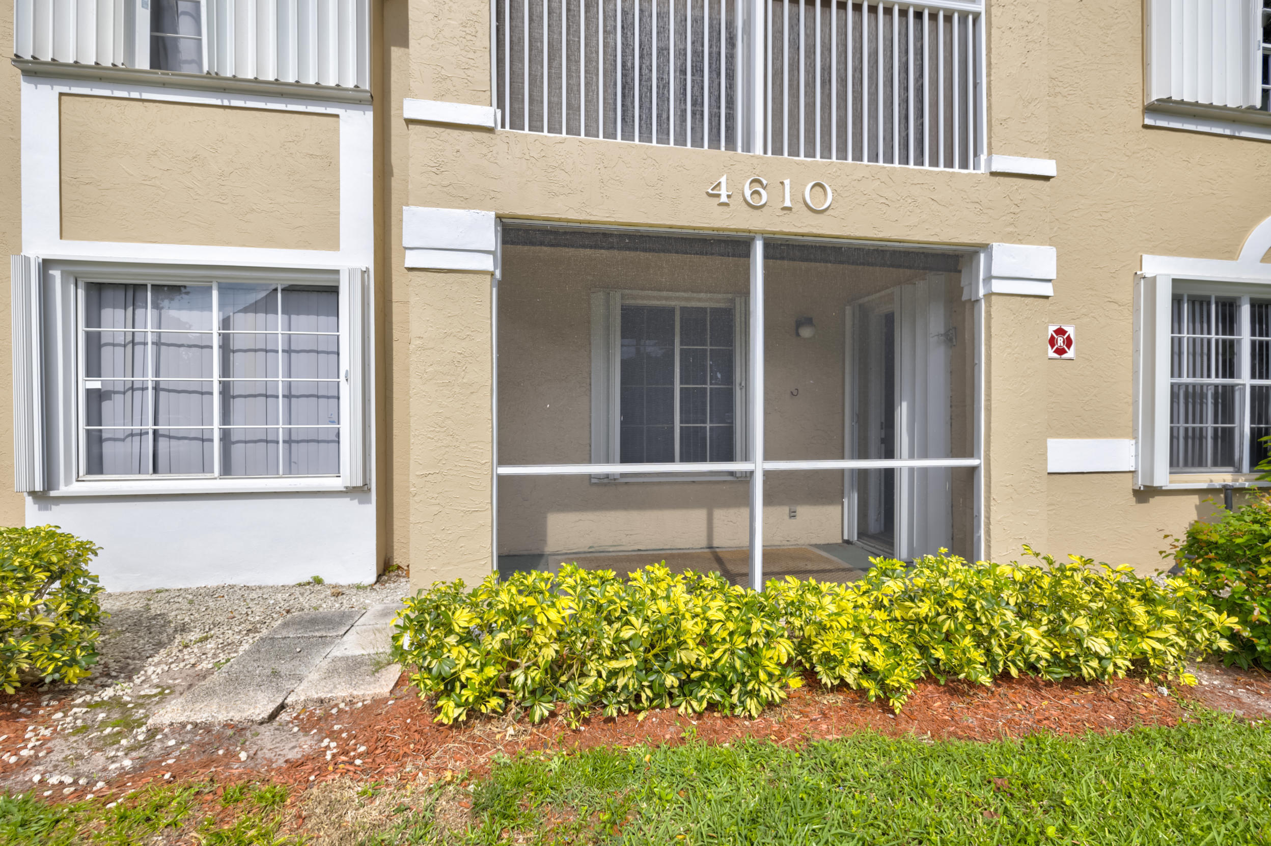 4610 West McNab Road, Unit B1 Pompano Beach, FL 33069 - Photo 24 of 28 24_5z3a3019_20_21_22_23