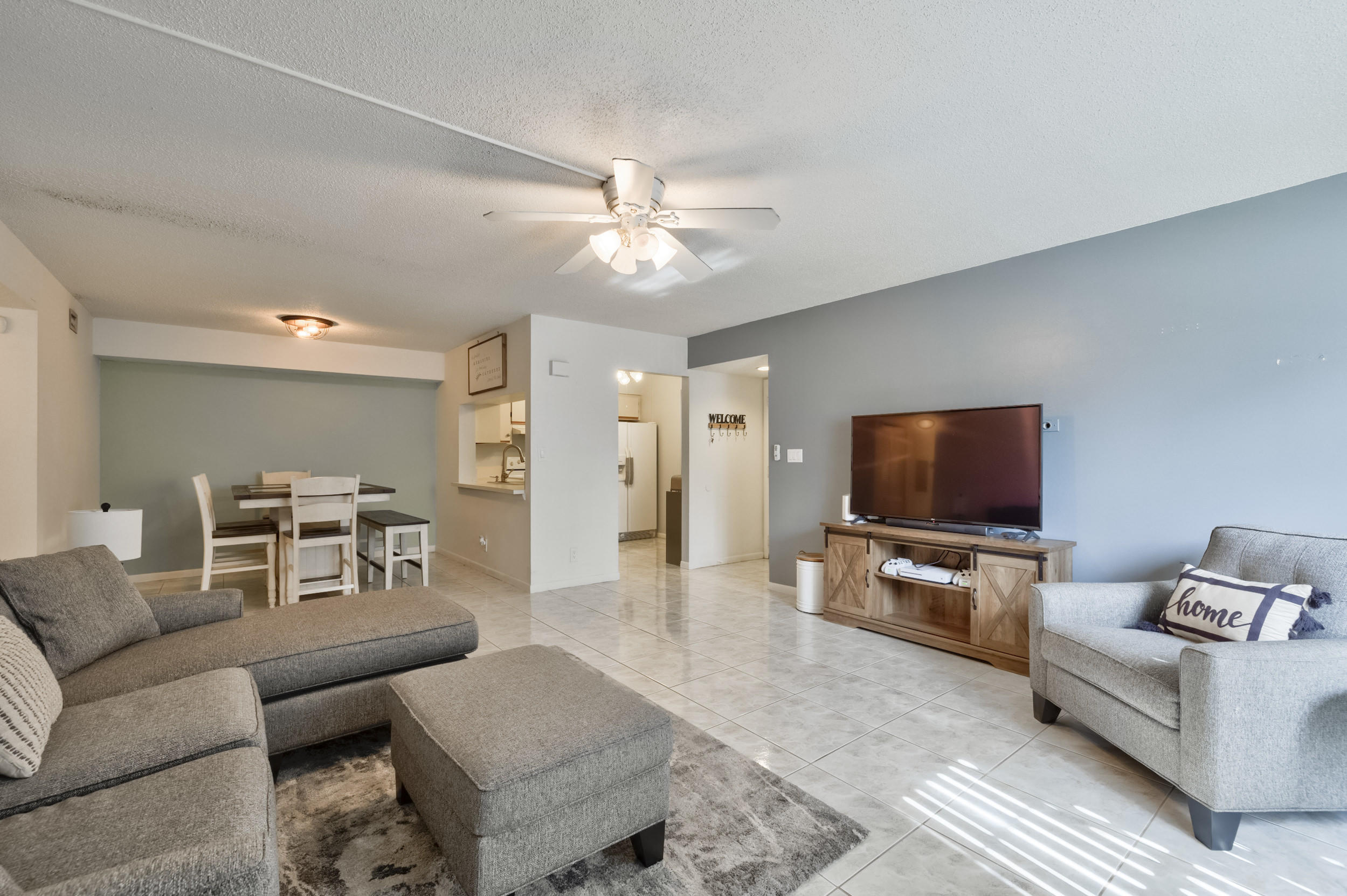 4610 West McNab Road, Unit B1 Pompano Beach, FL 33069 - Photo 3 of 28 05_5z3a2939_40_41_42_43