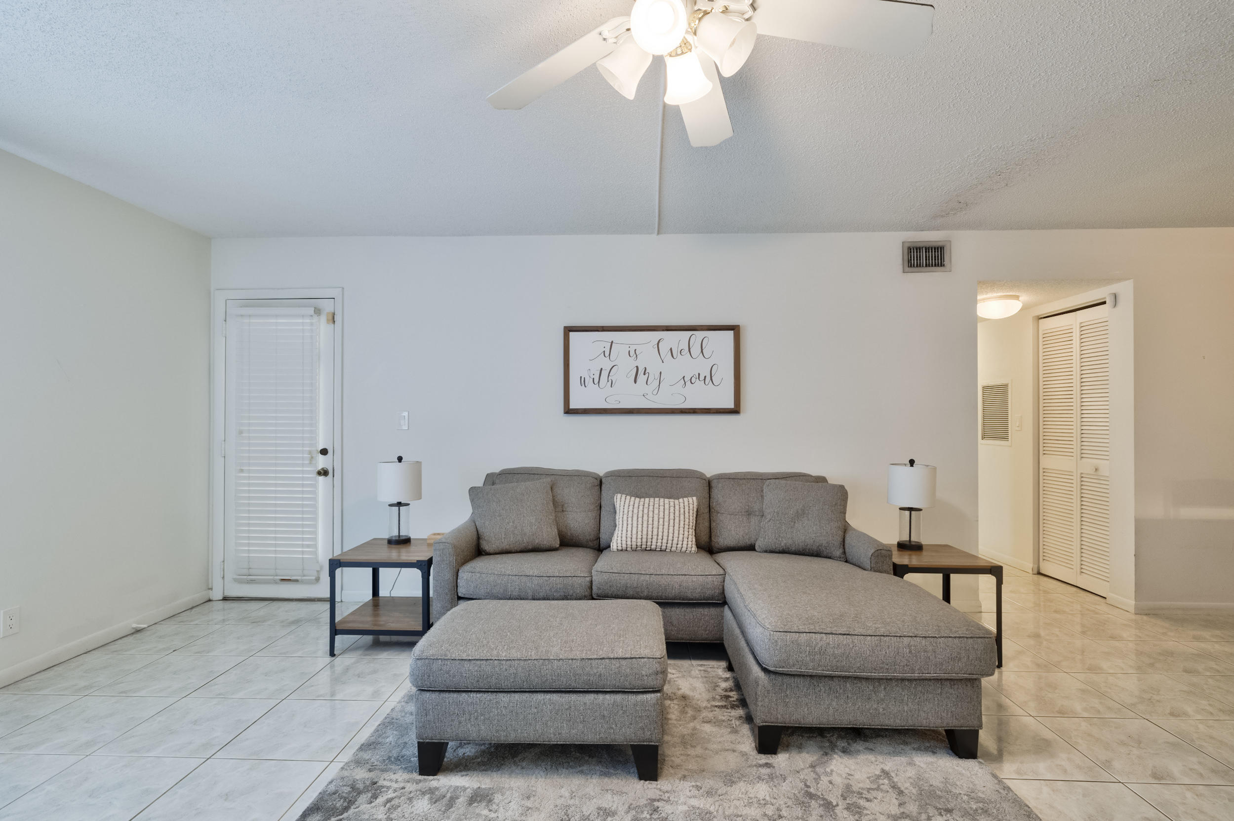 4610 West McNab Road, Unit B1 Pompano Beach, FL 33069 - Photo 5 of 28 07_5z3a2924_5_6_7_8