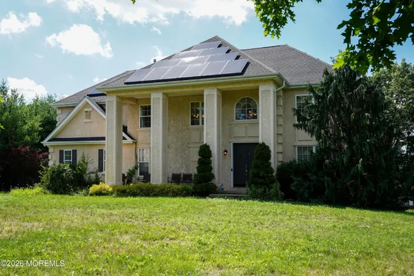 $999,000 | 2 Stonehenge Court, Jackson, NJ 08527