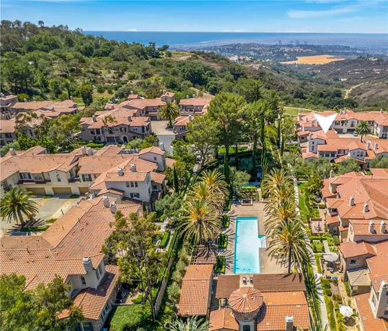 $2,595,000 | 16 Talmont, Newport Coast, CA 92657