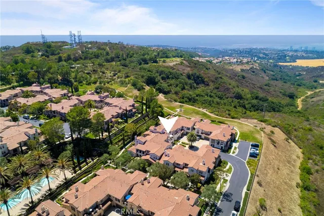 $2,595,000 | 16 Talmont, Newport Coast, CA 92657
