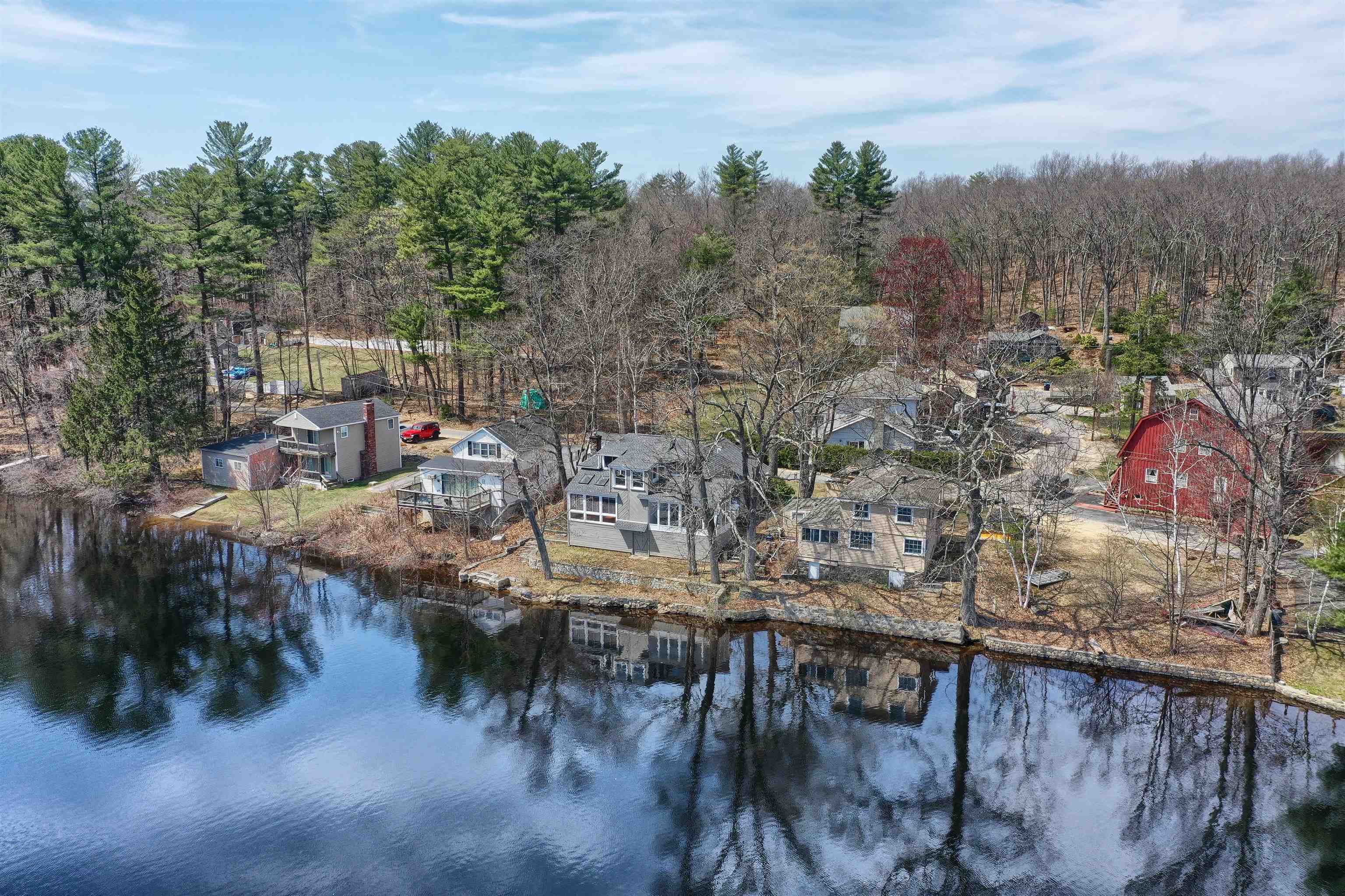 14 Cole Road Windham, NH 03087 - Photo 3 of 37