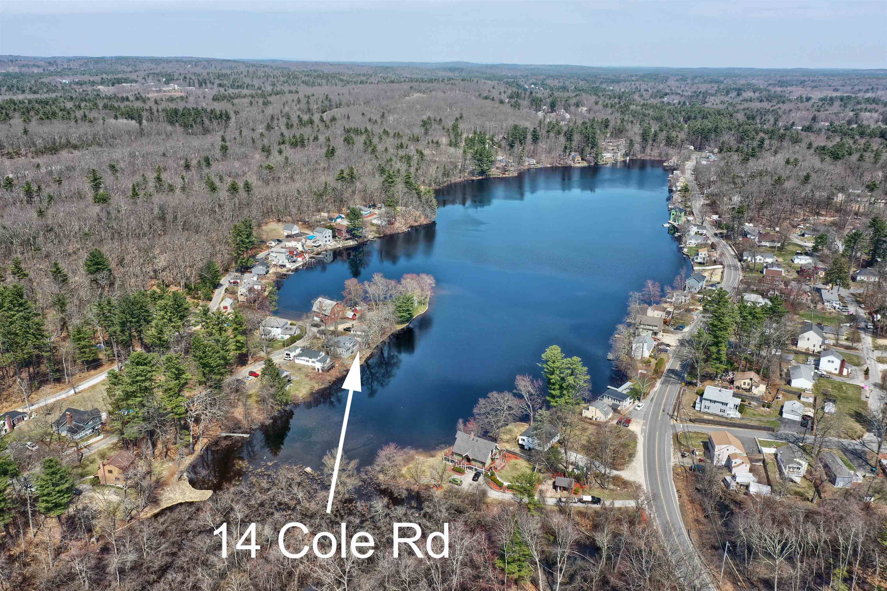 14 Cole Road Windham, NH 03087 - Photo 4 of 37