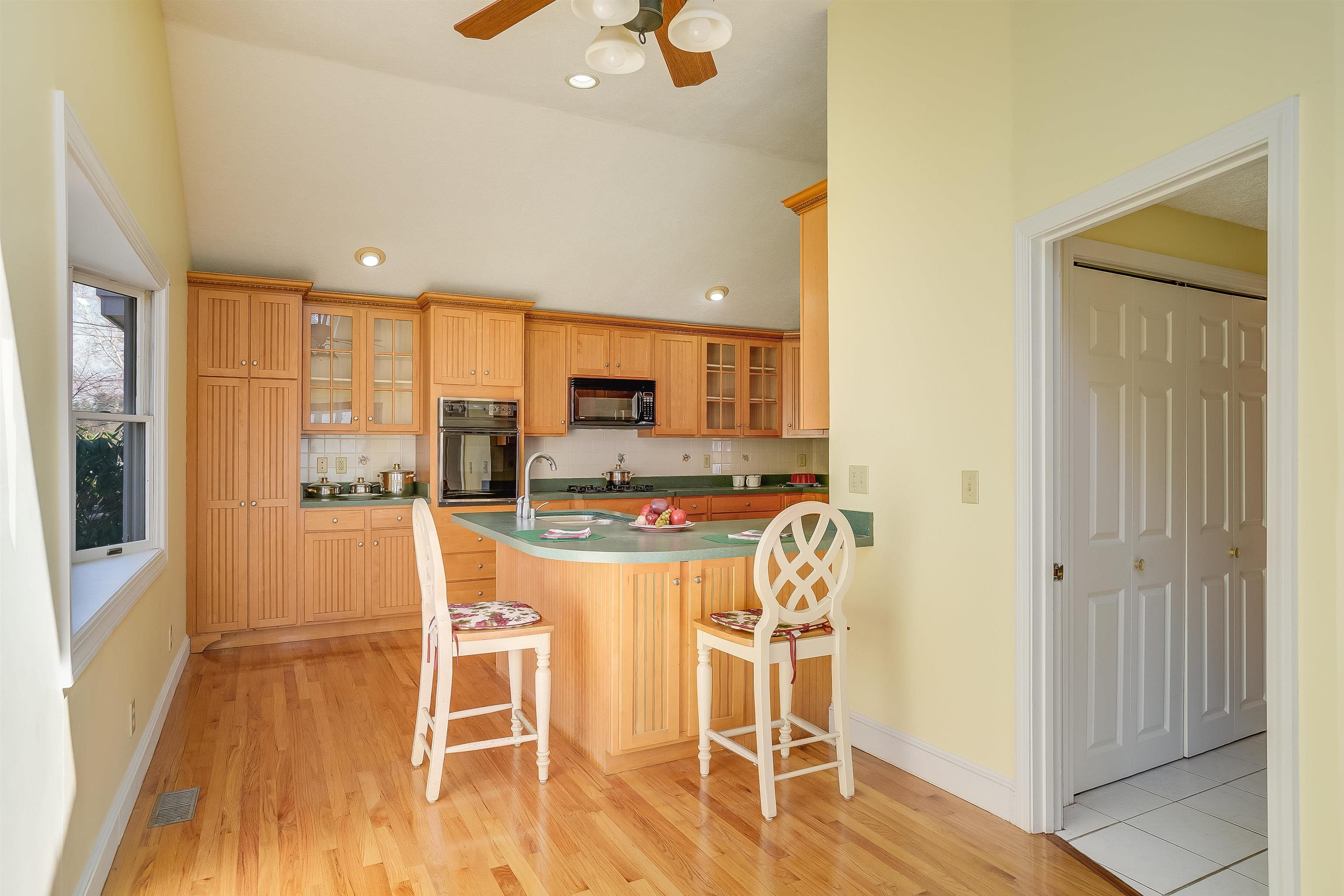 14 Cole Road Windham, NH 03087 - Photo 6 of 37