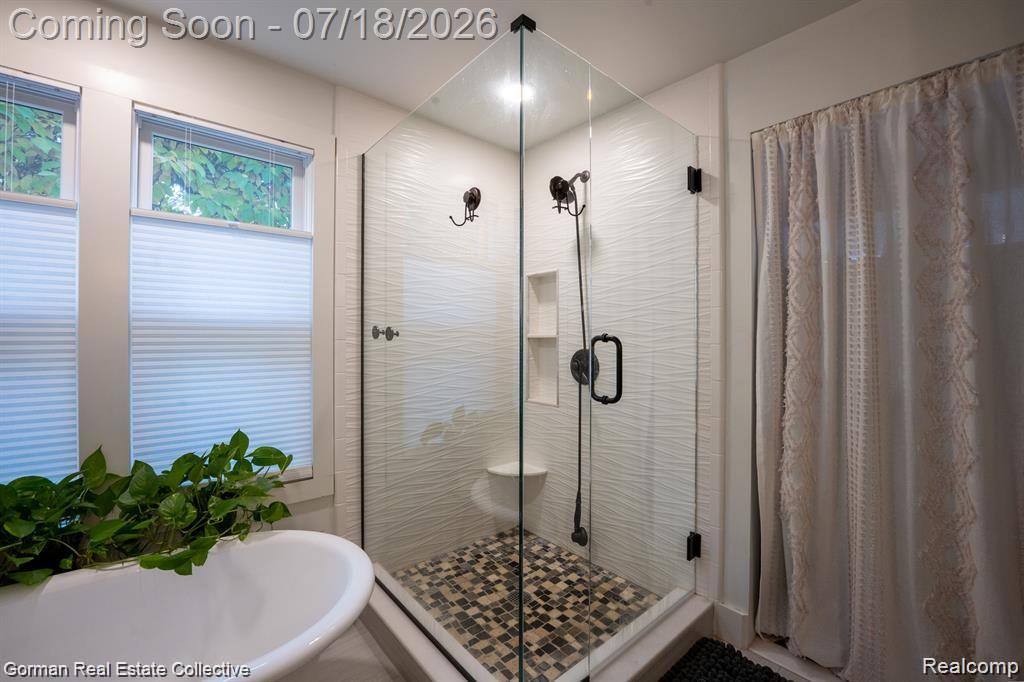 283 Phillips Avenue Clawson, MI 48017 - Photo 16 of 26 Huge shower, custom wave tile